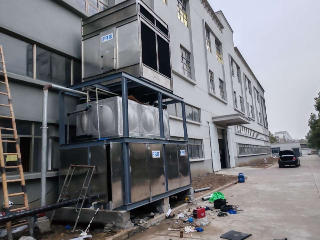 Làm mát máy nhựa cao su